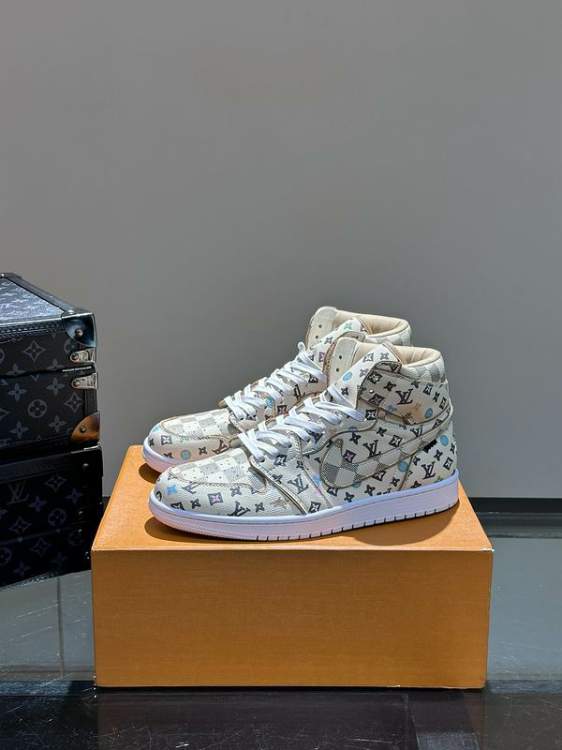 Picture of Louis Vuitton Shoes _SKULVsz38-45jyh050213410